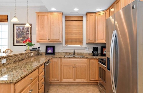 Midtown Ocean City Condo | Gorgeous 2BR 2BA Ocean Block Unit in Great Mid-Town Location.