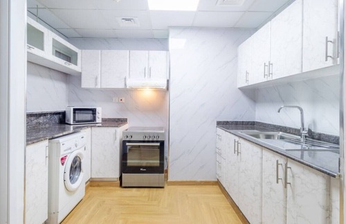 Jabal Ali 2 Apartment | Gorgeous 2BR with Pool w Dubai Wheel View