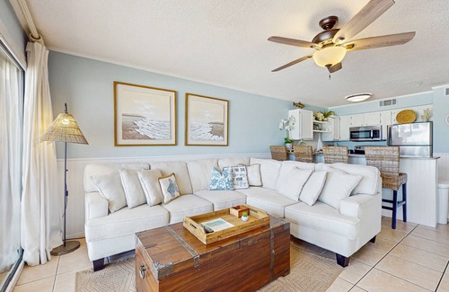 Crystal Beach Condo | Gorgeous 2nd Floor Condo in Heart of Destin Gulf Front, Pool, Beach Boardwalk