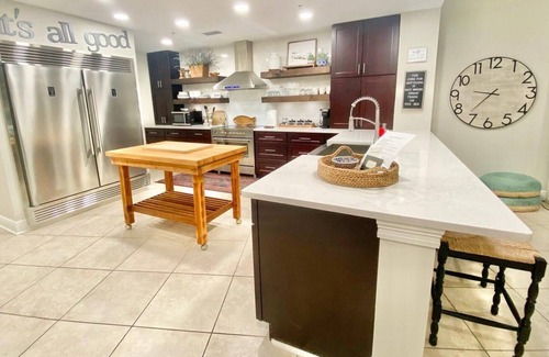 Henderson Point Condo | Gorgeous 3 bedroom 2 bath condo at Inn by the Sea