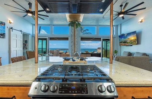 Maalaea Condo | Gorgeous 3-Bedroom Condo in Ma'alaea With Extra Large Waterfront Lanai