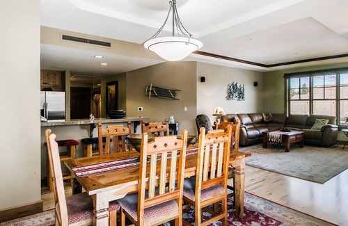Truckee Condo | Gorgeous 3 Bedroom Condo in the Heart of Northstar Village! Instant Memories!