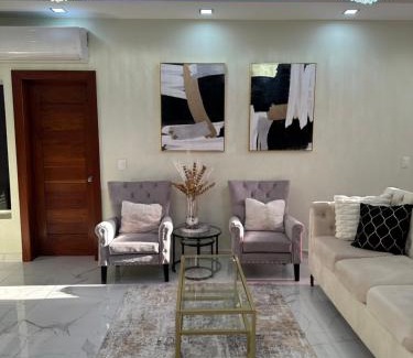 Tenares Apartment | Gorgeous 3 Bedrooms and Two and a half Bathrooms Apt!