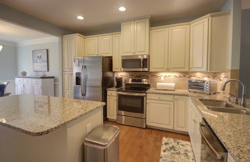 Frankford House | Gorgeous 3 BR, 2.5 BA, 5 Miles to Bethany Beach, Pool, Tennis, Walking Trails, and Free Activities!