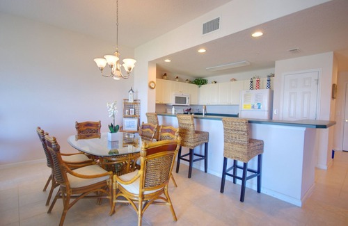 Fernandina Beach Condo | Gorgeous 3-BR Top-Flr @ Ocean Park! Fall/Holiday 2025 & Winter 2026 Availability