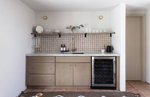 Blenman-Elm House | Gorgeous 3br/2bath home with 1br/1bath casita w/plenty of space to relax.