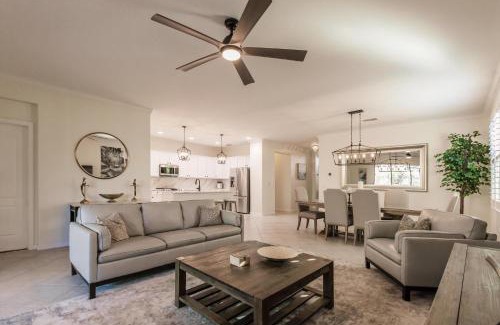 Naples House | Gorgeous 3BR 3BTH Home Private Office Pool Hot Tub