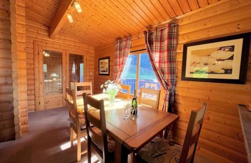 Rockcliffe House | Gorgeous 3BR Norwegian Lodge with Stunning Views Pass the Keys