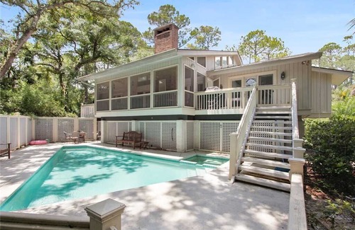 Sea Pines House | Gorgeous 3rd Row Home on the Beach Path - 7 Grey Widgeon