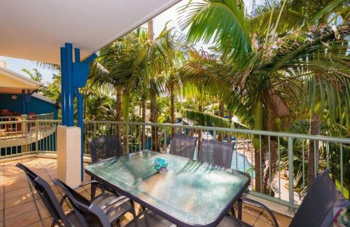 Mermaid Beach Apartment | Gorgeous 4 Bed Beachside Apartment - Diamond Beach Resort