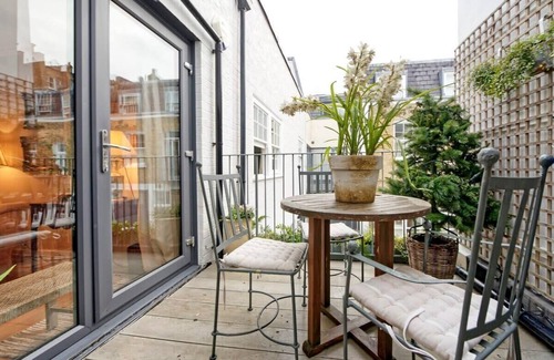Queen's Gate House | Gorgeous 4-bed House Near Museums & Hyde Park