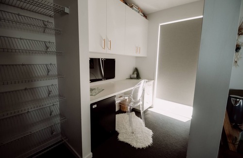 Marcoola House | Gorgeous 5 bedroom beach house. Dog/Kid Friendly.