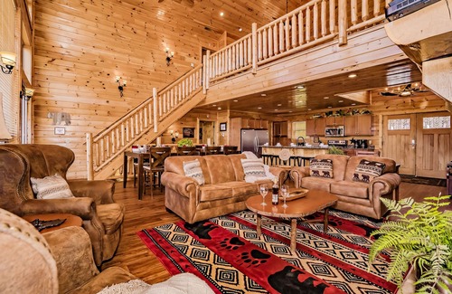 Gatlinburg - Pigeon Forge Cabin | Gorgeous 5BR-7ba cabin; Theatre room, huge game room, close to everything!