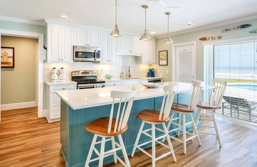 New Smyrna Beach House | Gorgeous 8Br /7Bath Oceanfront Home with Heated Pool
