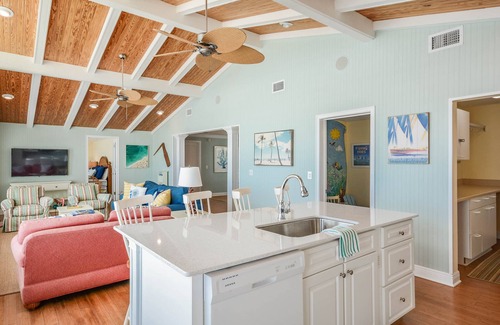 New Smyrna Beach House | Gorgeous 8Br /7Bath Oceanfront Home with Heated Pool