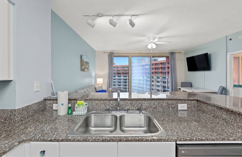 Panama City Beach Condo | Gorgeous Affordable 3BD/2.5BA Condo in Shores of Panama with Gulf Views!