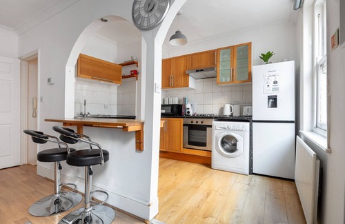 Soho Apartment | | Gorgeous AirCondisioned One Bed in the Heart of Central London|