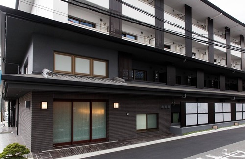 Central Kyoto Apartment | Gorgeous alone Also for remote work Queen bedroo/Kyoto Kyōto