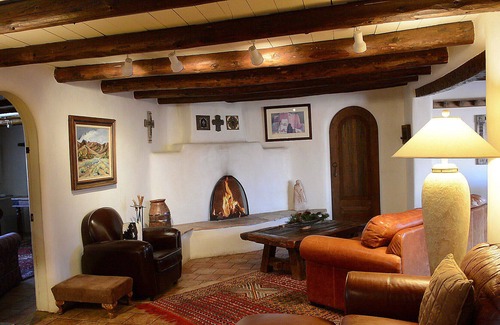 Taos House | Gorgeous and Charming Historical 5 BR Adobe home on 2 acres in Town of Taos