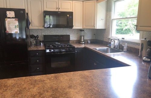 Severna Park House | Gorgeous Annapolis Area Waterfront Home!
