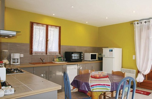 Puget-sur-Argens Apartment | Gorgeous apartment in Puget-sur-Argens