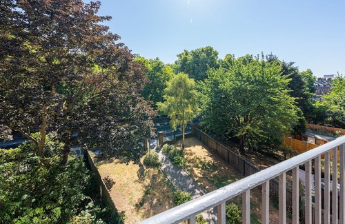 Haggerston Apartment | Gorgeous apartment central London