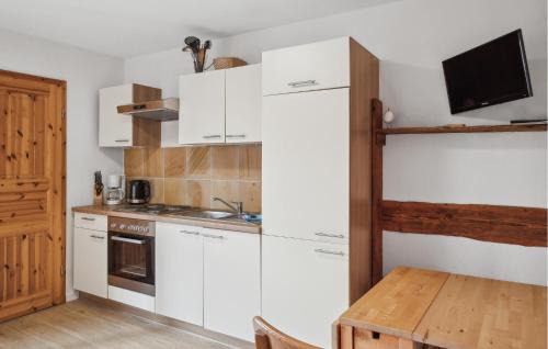 Am Salzhaff Apartment | Gorgeous Apartment In Am Salzhaff