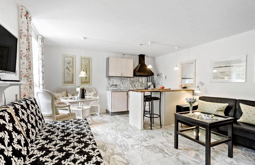 Brovst Apartment | Gorgeous apartment in Brovst with sauna