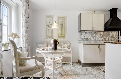Brovst Apartment | Gorgeous apartment in Brovst with sauna