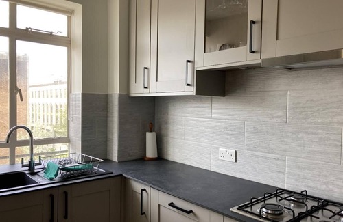 Chelsea Apartment | Gorgeous apartment in Chelsea, five minute walk to Sloane Square station