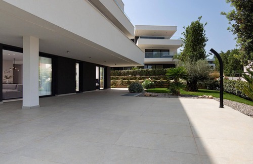 Zidarici Apartment | Gorgeous apartment in Malinska