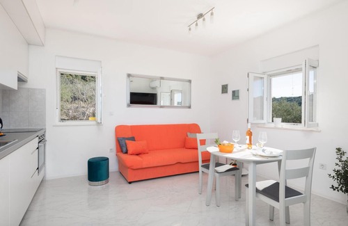 Kaprije Apartment | Gorgeous apartment in Kaprije with WiFi