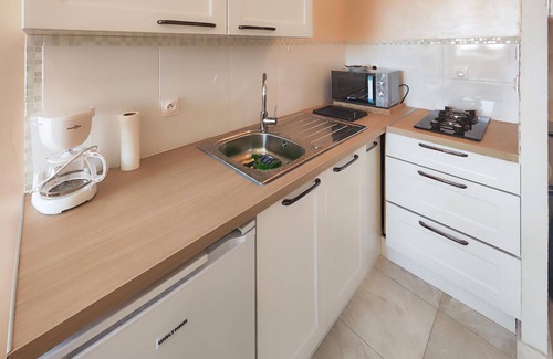 Loupian Apartment | Gorgeous apartment in Loupian