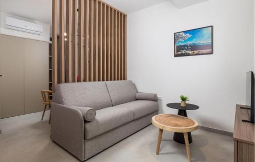 Municipality of Omisalj Apartment | Gorgeous Apartment In Omisalj
