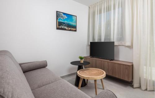 Municipality of Omisalj Apartment | Gorgeous Apartment In Omisalj