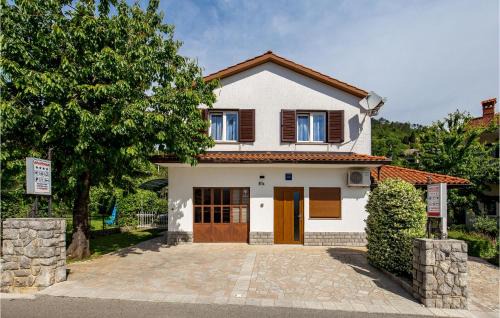 Rukavac Apartment | Gorgeous Apartment In Rukavac With Wifi