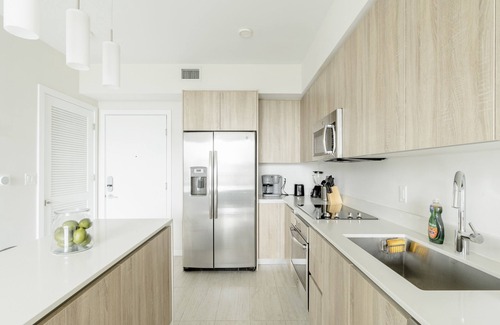 Northeast Miami Apartment | Gorgeous apartment in the design district 1B 1B