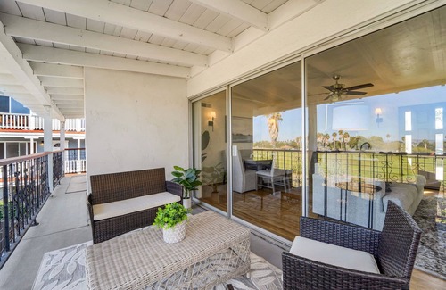 Ocean Beach Villa | Gorgeous Beach Villa - Ocean Views + Sleeps 12!