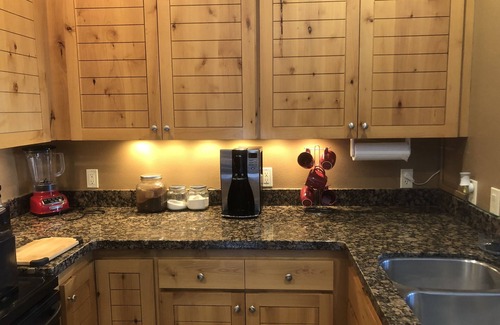 St. George Condo | Gorgeous Blackrock Condo, Your Home Away From Home.