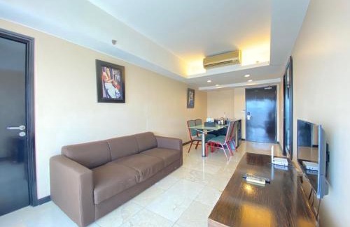 Braga Apartment | Gorgeous & Classic 2BR at Braga City Walk Apartment By Travelio