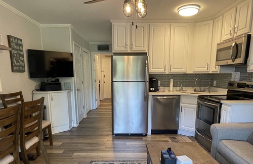Hilton Head Island Condo | Gorgeous Coastal Chic Villa, Free bikes!