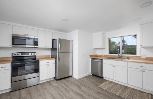 Rockaway Beach Condo | Gorgeous Coastline Setting, Pet Friendly, Seconds to Beach, Community Fire-Pit, Volleyball - Unit 12