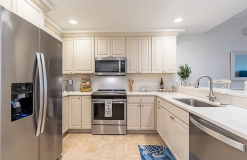 Redevelopment Area Resort | Gorgeous Condo in the Bellasera Resort, Snow Birds Welcome, Monthly Discounts