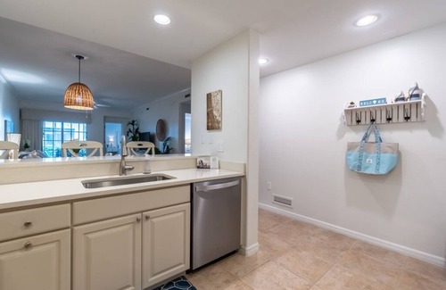 Redevelopment Area Resort | Gorgeous Condo in the Bellasera Resort, Snow Birds Welcome, Monthly Discounts