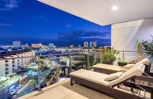 Marina Vallarta Condo | Gorgeous condo in exclusive Nima Bay Marina Vallarta