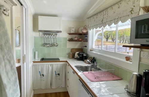 Castle Forbes Bay Cottage | Gorgeous cottage in the heart of the picturesque Huon Valley.
