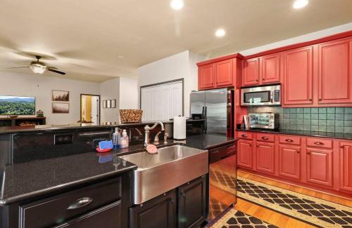 Boone House | Gorgeous Cottage with Hot Tub in Boone NC!