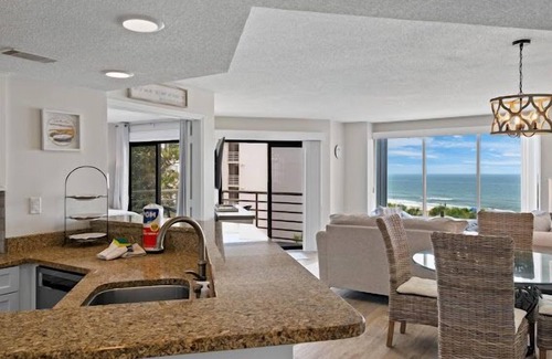 Palmetto Dunes Condo | Gorgeous Direct Ocean and Pool Views! 2BR 2BA Smart TV’s Beach Chairs 4th Floor