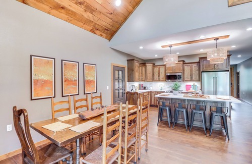 Drasco House | Gorgeous Drasco Home Near Greers Ferry Lake!