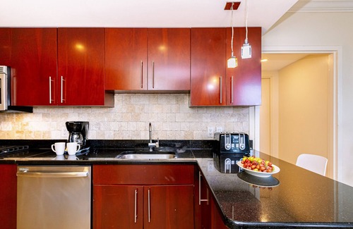 Oranjestad-West Condo | Gorgeous Eagle Beach Condo